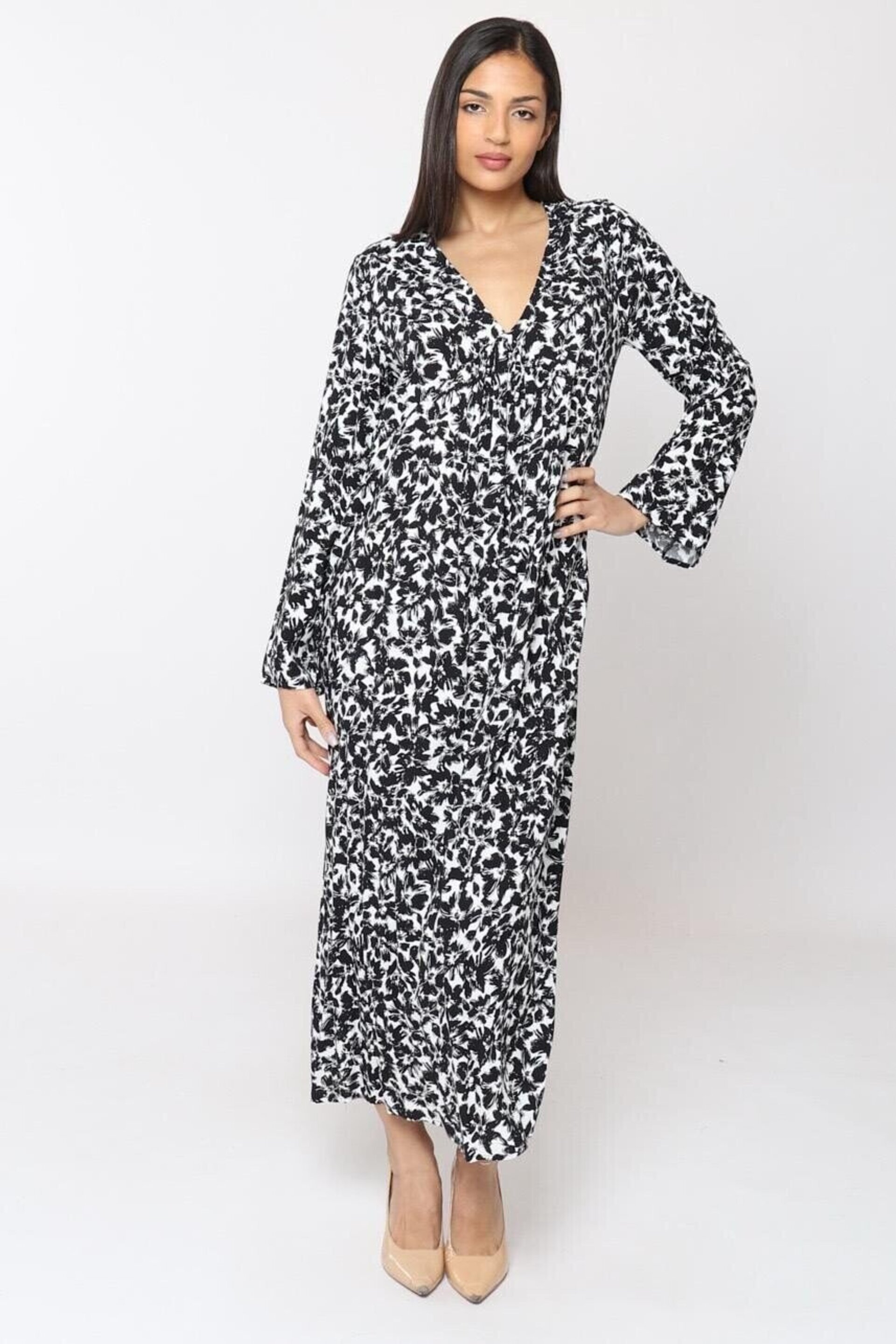 VESTIDO MIDI BLACK BLOOM - 4