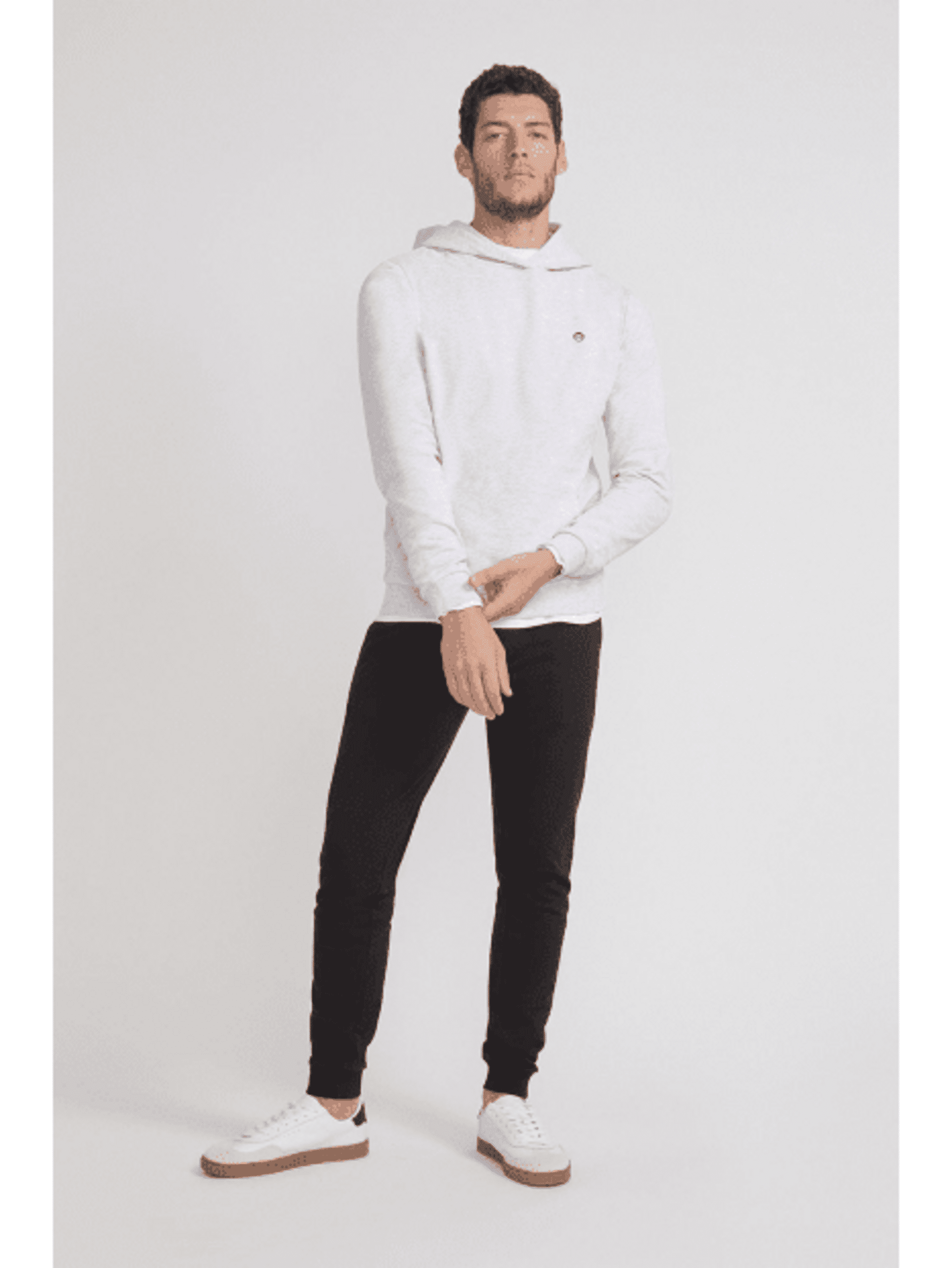 JOGGING NEGRO - 4