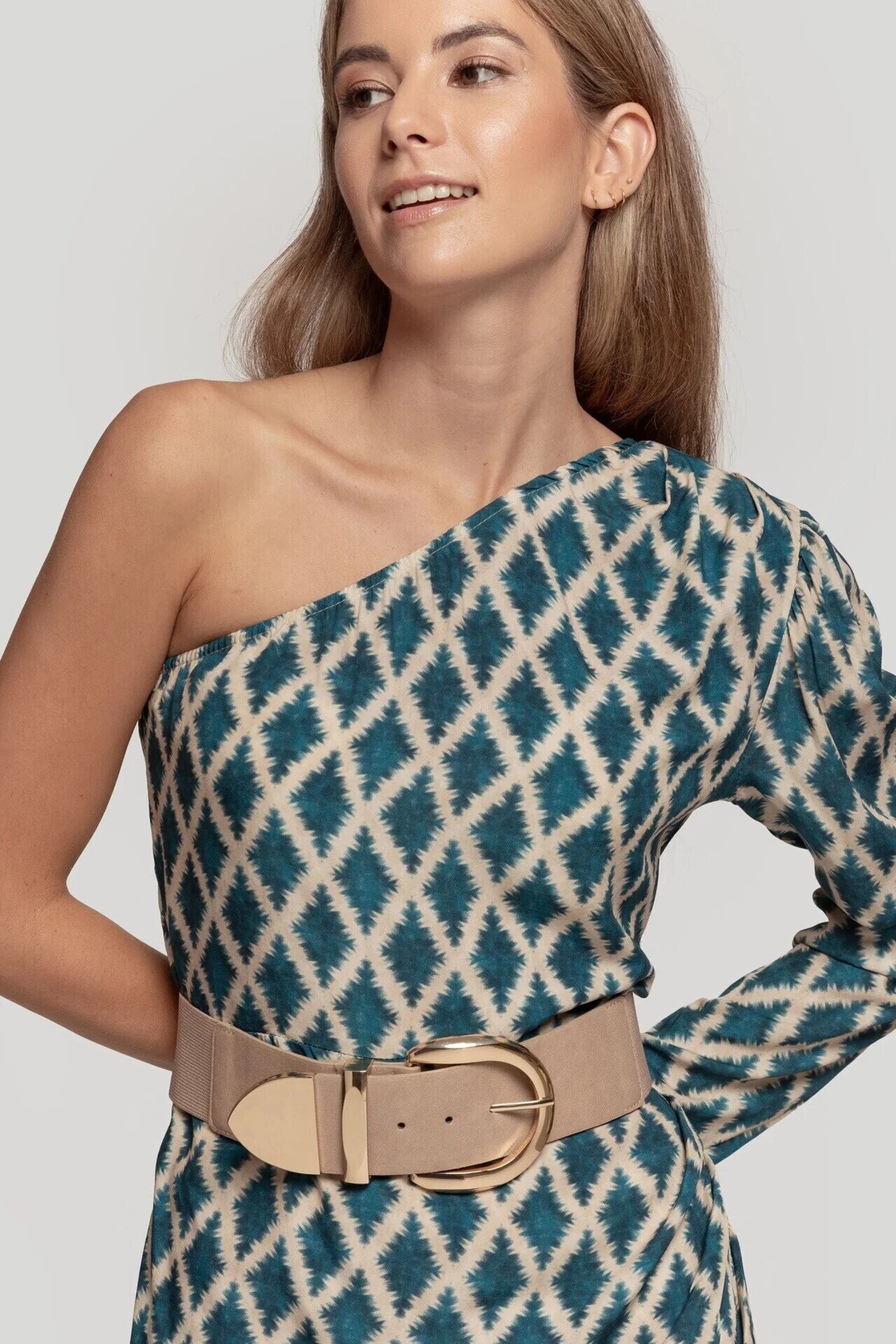 VESTIDO ASIMÉTRICO RECTO - 1