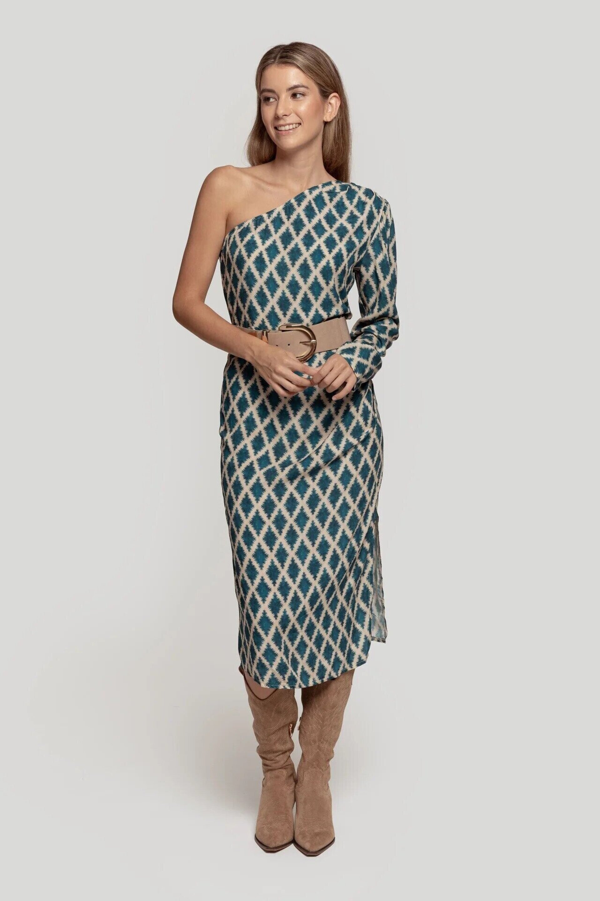 VESTIDO ASIMÉTRICO RECTO - 4