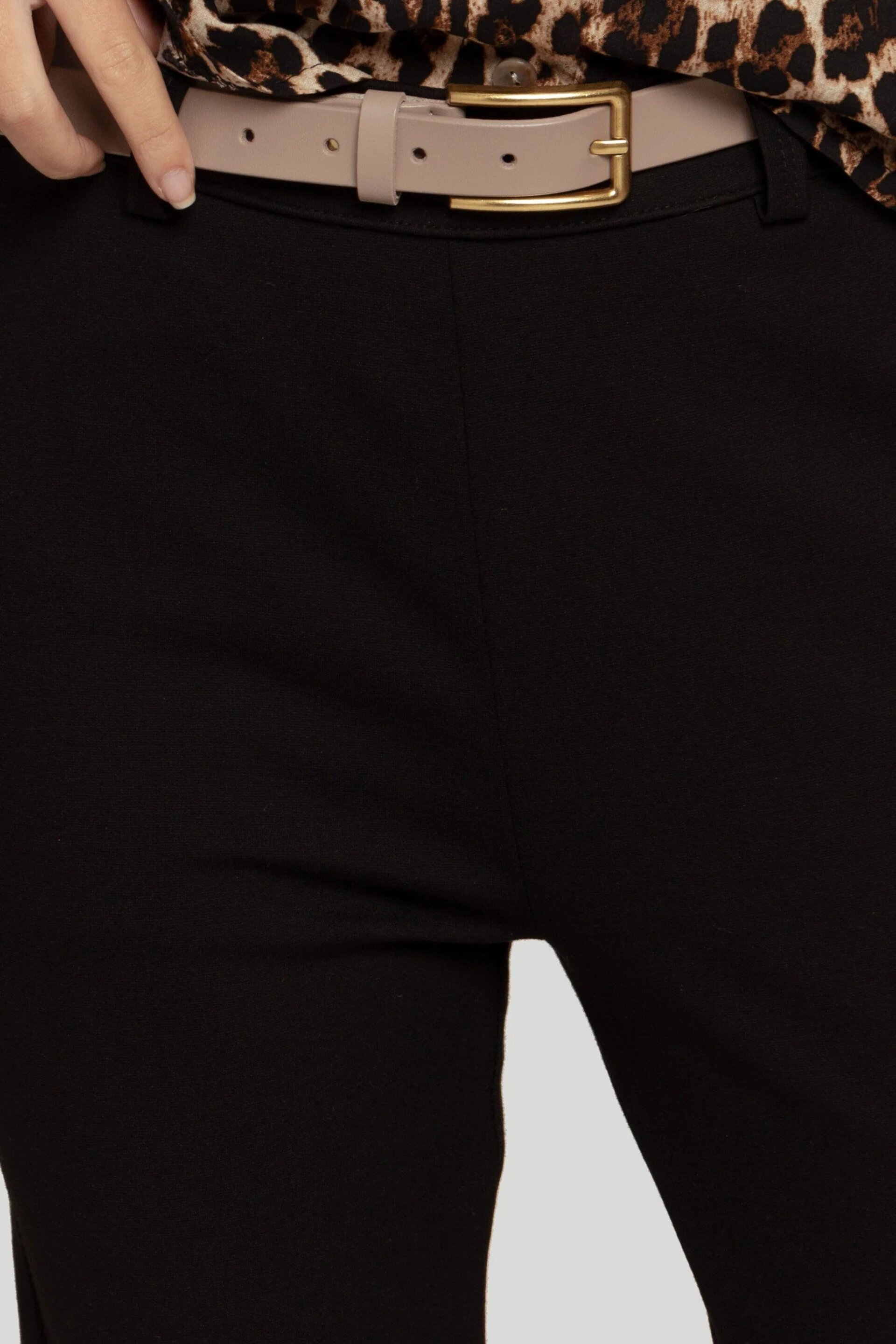 PANTALON NEGRO TOBILLERO - 2