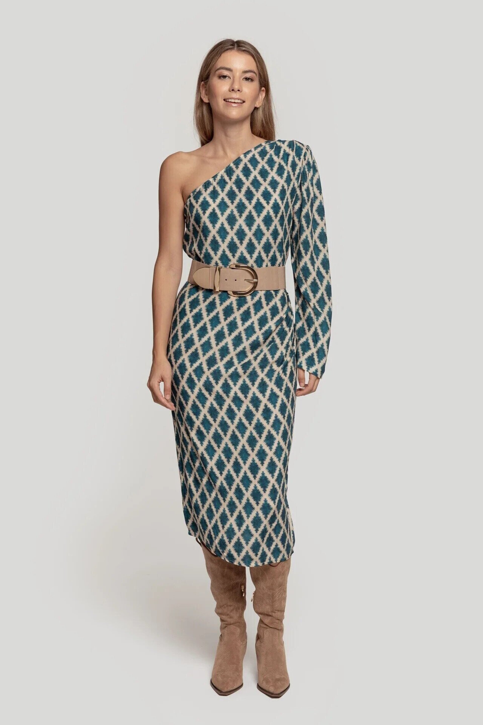 VESTIDO ASIMÉTRICO RECTO - 2