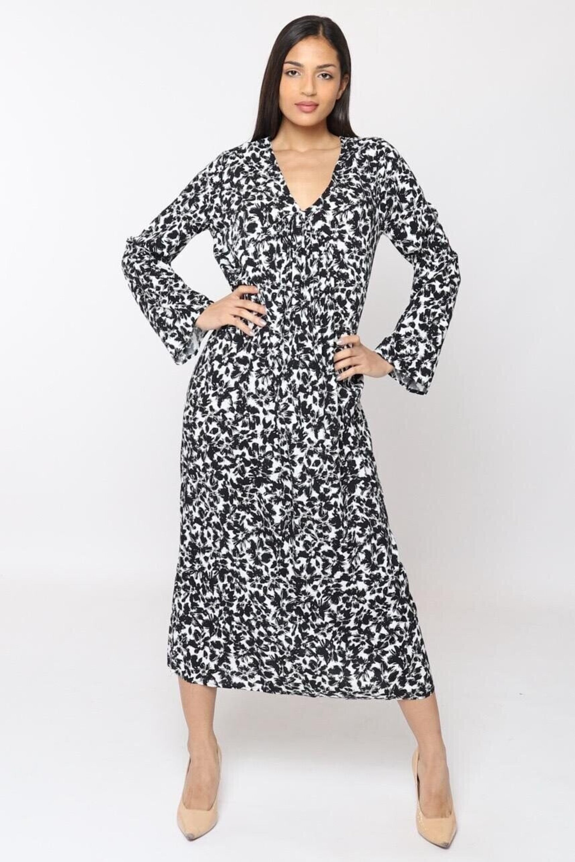 VESTIDO MIDI BLACK BLOOM - 2