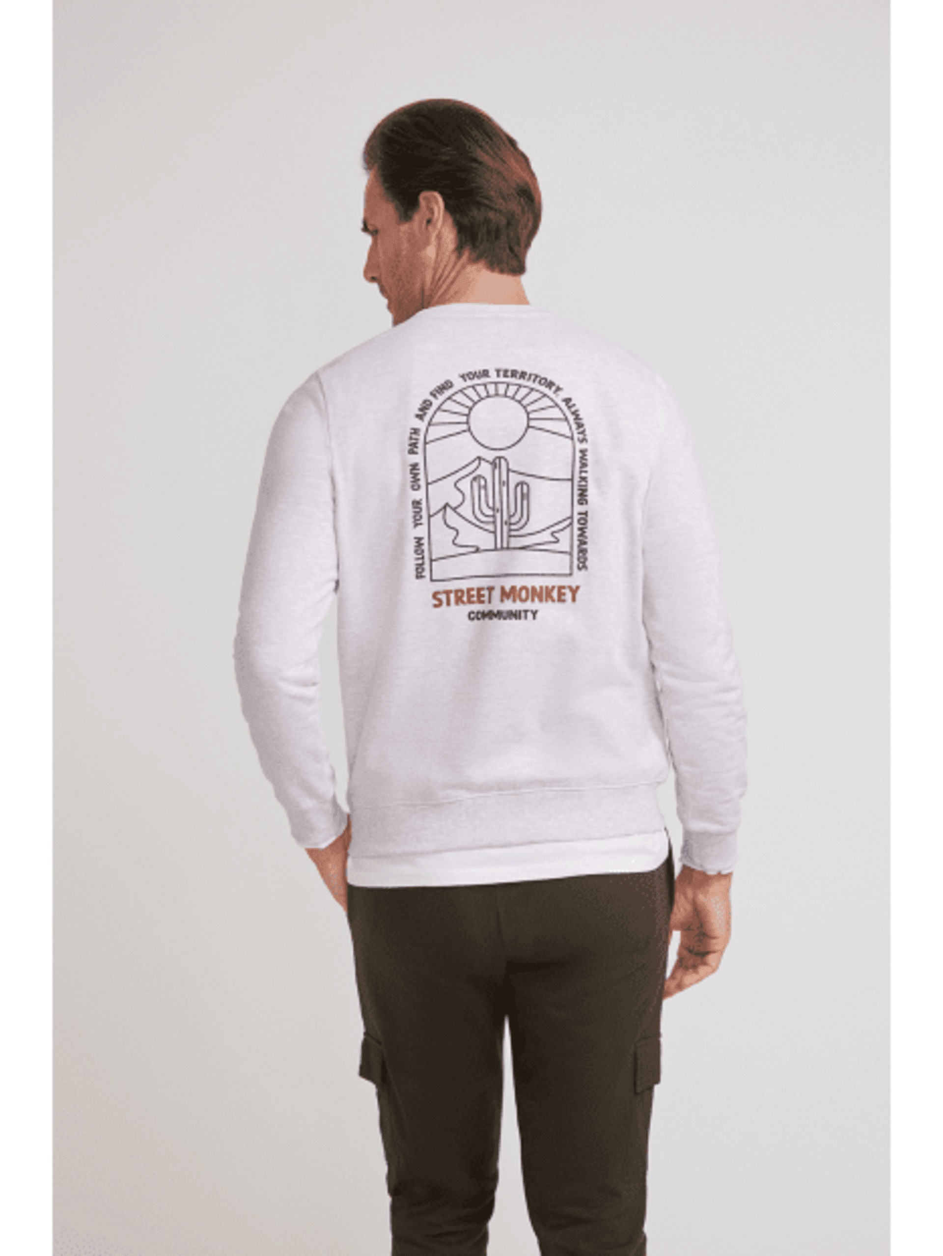 SUDADERA "FOLLOW YOUR OWN" - 5
